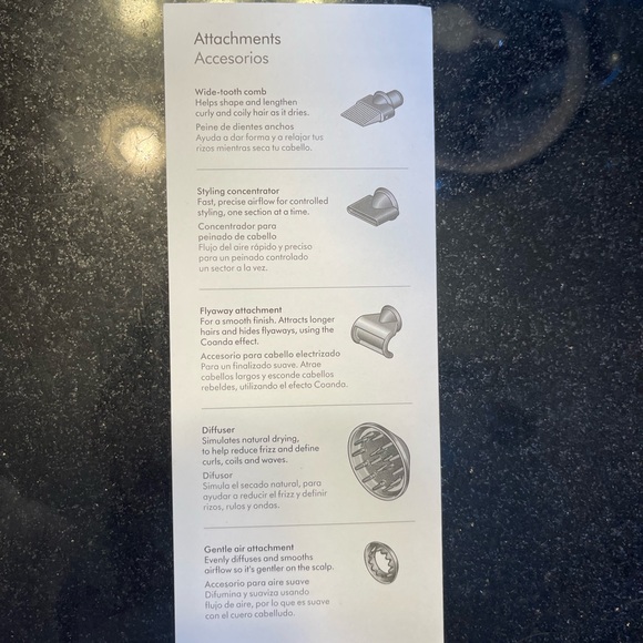 Dyson Flyaway Attachment - Picture 3 of 3